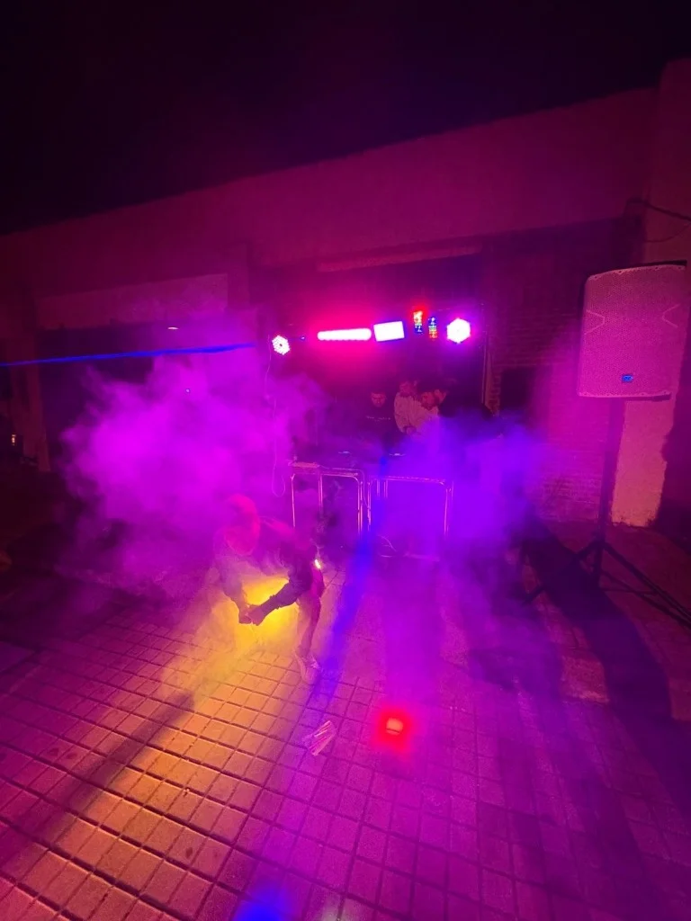 Montaje de AX Music en un evento
